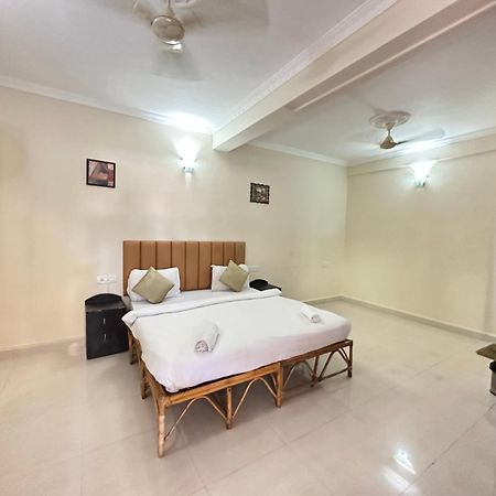 Hotel Leela Inn Candolim Marmagao Esterno foto