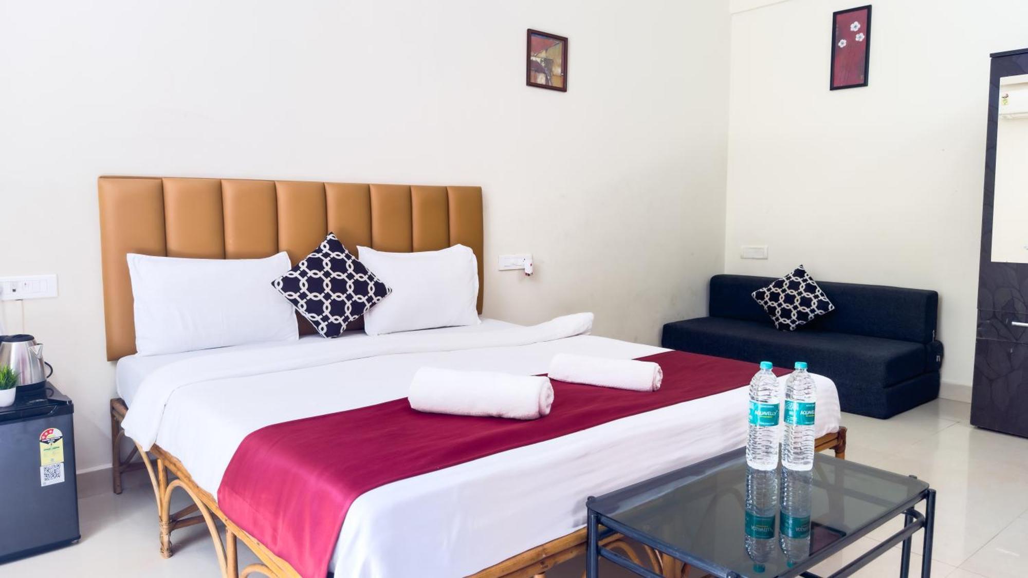 Hotel Leela Inn Candolim Marmagao Esterno foto