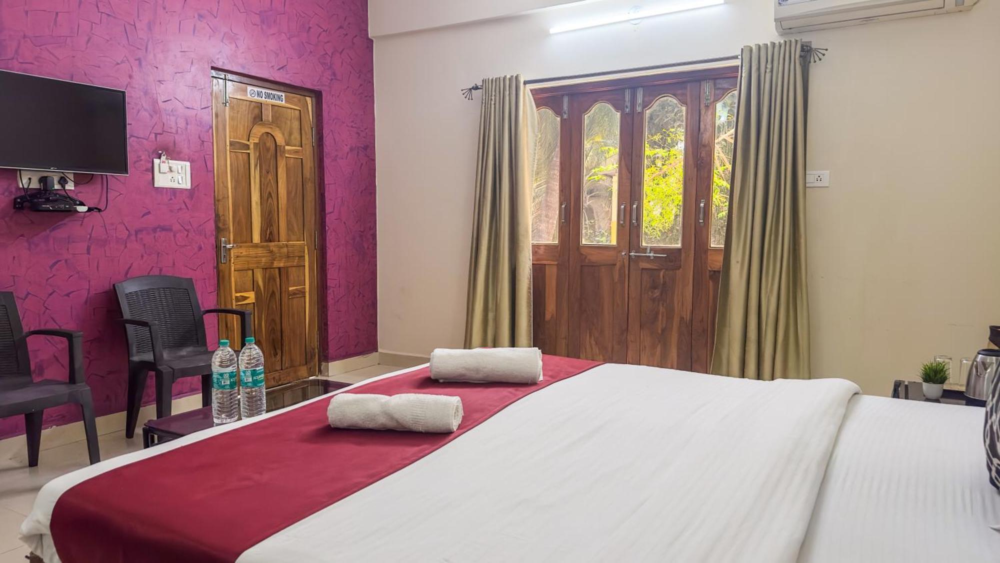 Hotel Leela Inn Candolim Marmagao Esterno foto