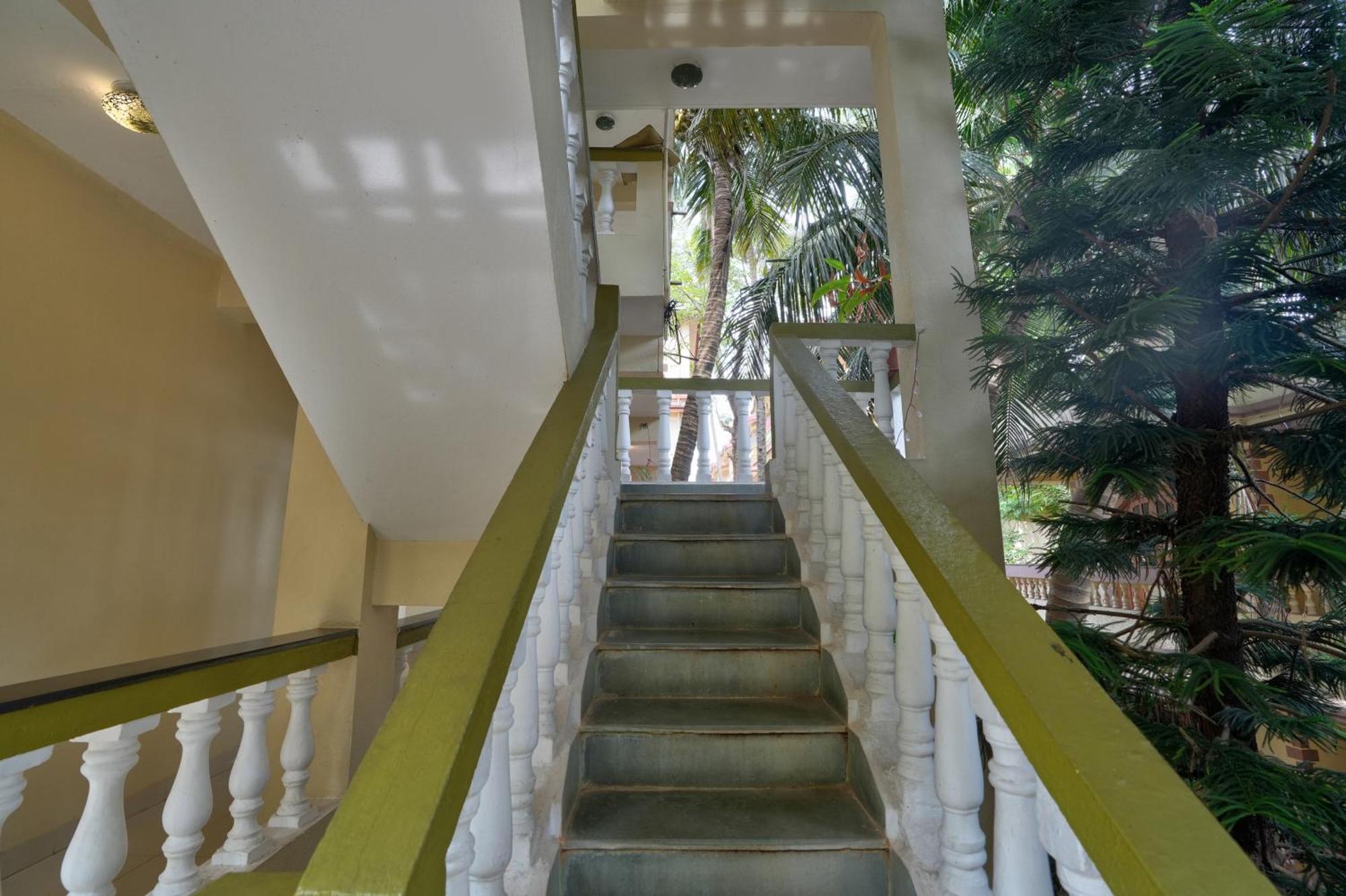 Hotel Leela Inn Candolim Marmagao Esterno foto