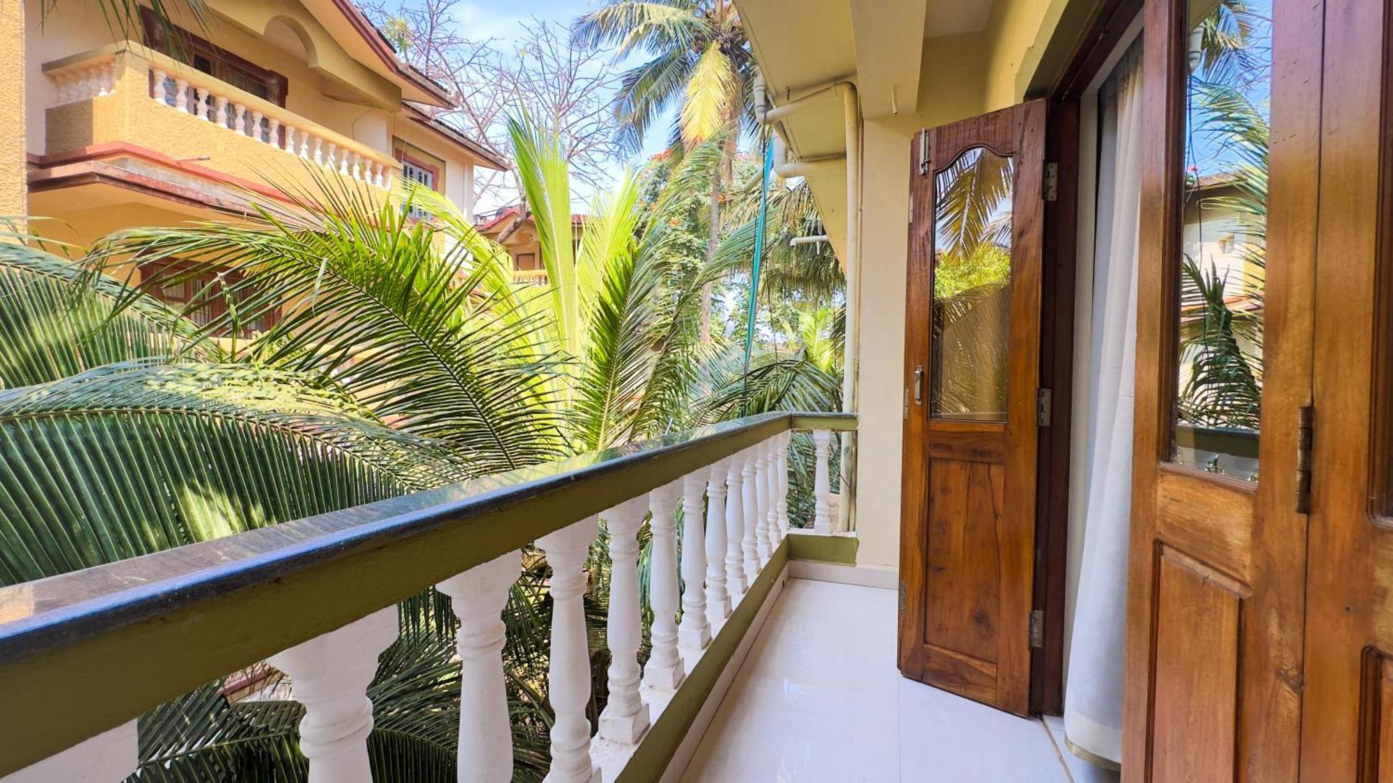 Hotel Leela Inn Candolim Marmagao Esterno foto