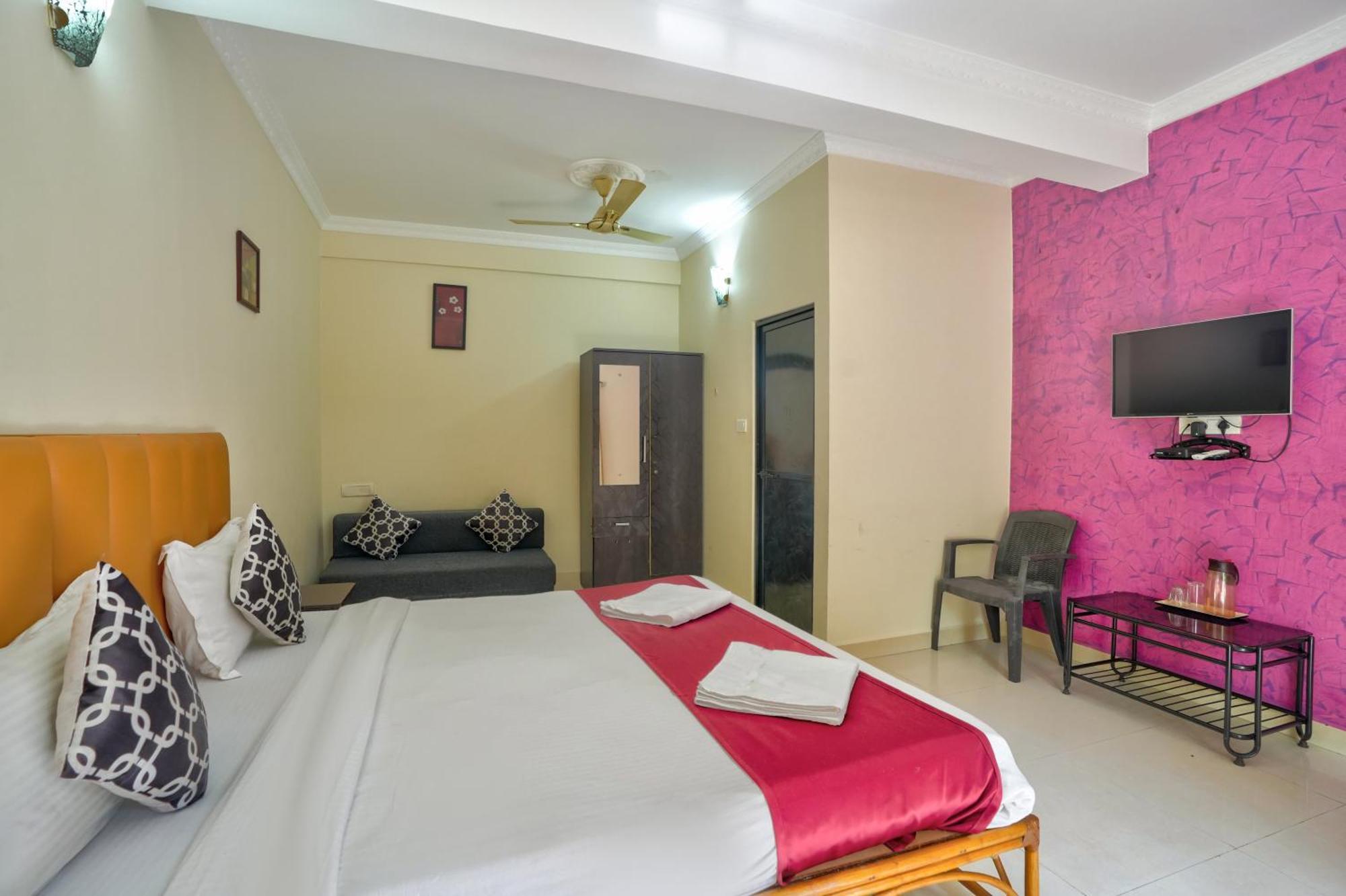 Hotel Leela Inn Candolim Marmagao Esterno foto