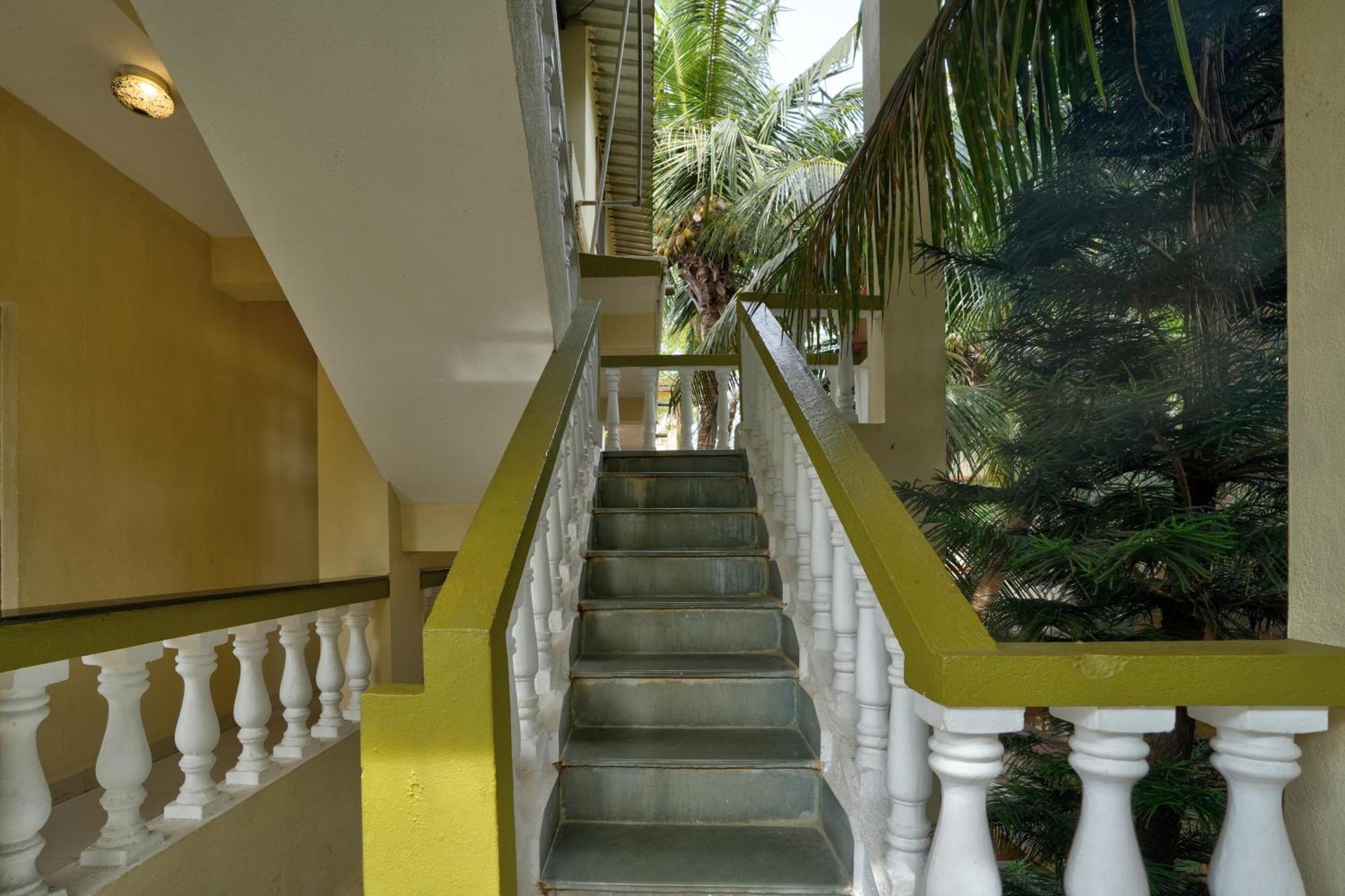 Hotel Leela Inn Candolim Marmagao Esterno foto