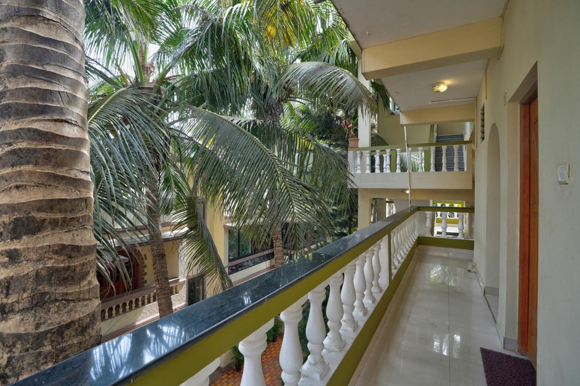 Hotel Leela Inn Candolim Marmagao Esterno foto