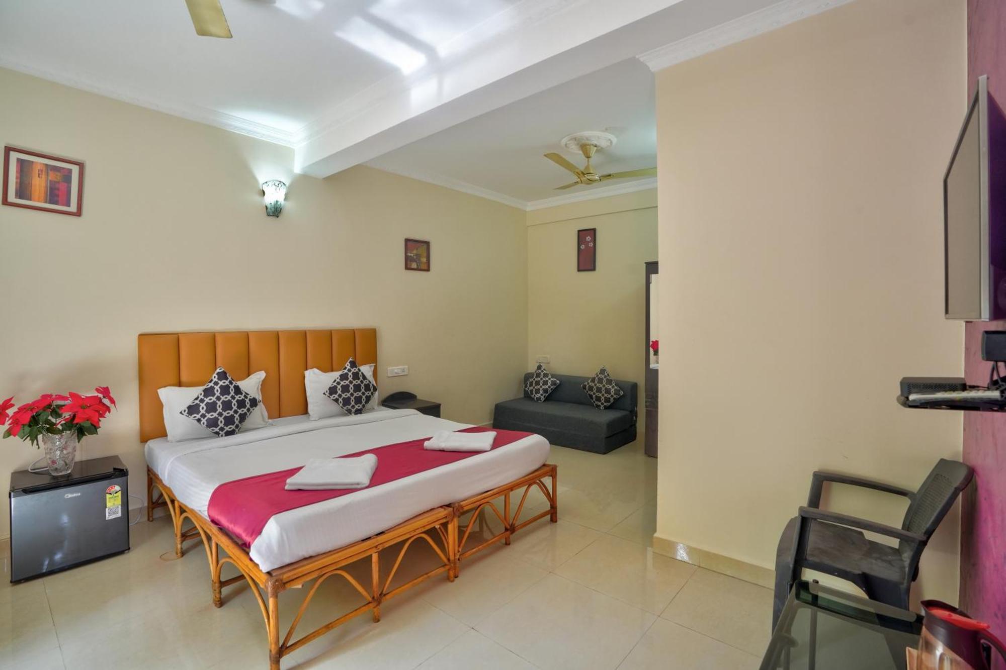 Hotel Leela Inn Candolim Marmagao Esterno foto