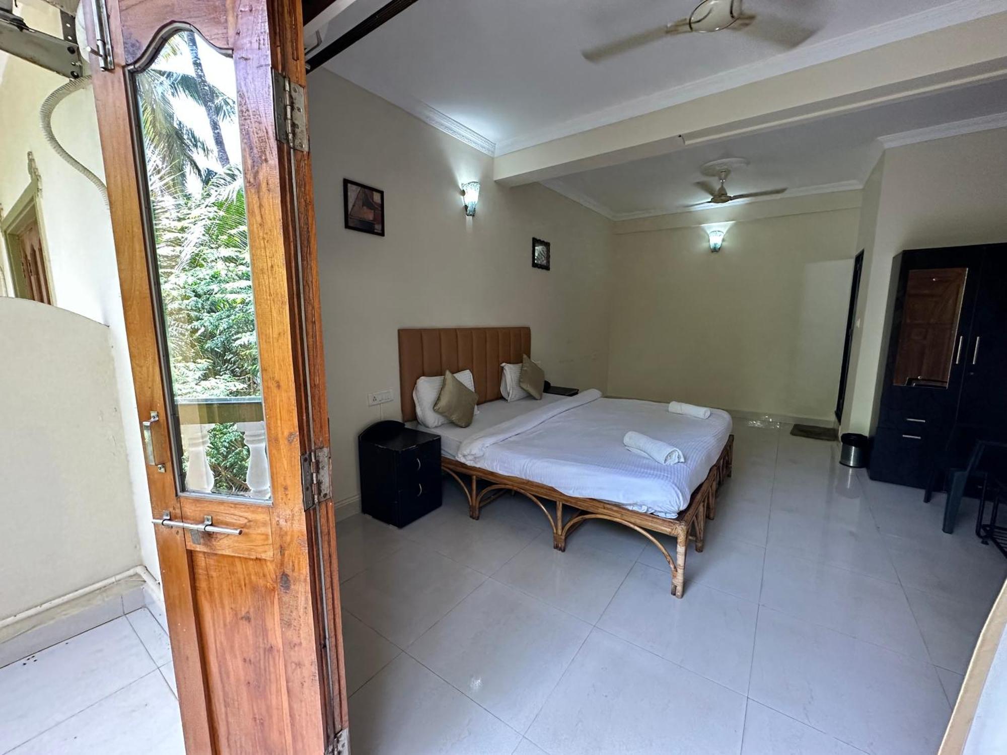 Hotel Leela Inn Candolim Marmagao Esterno foto