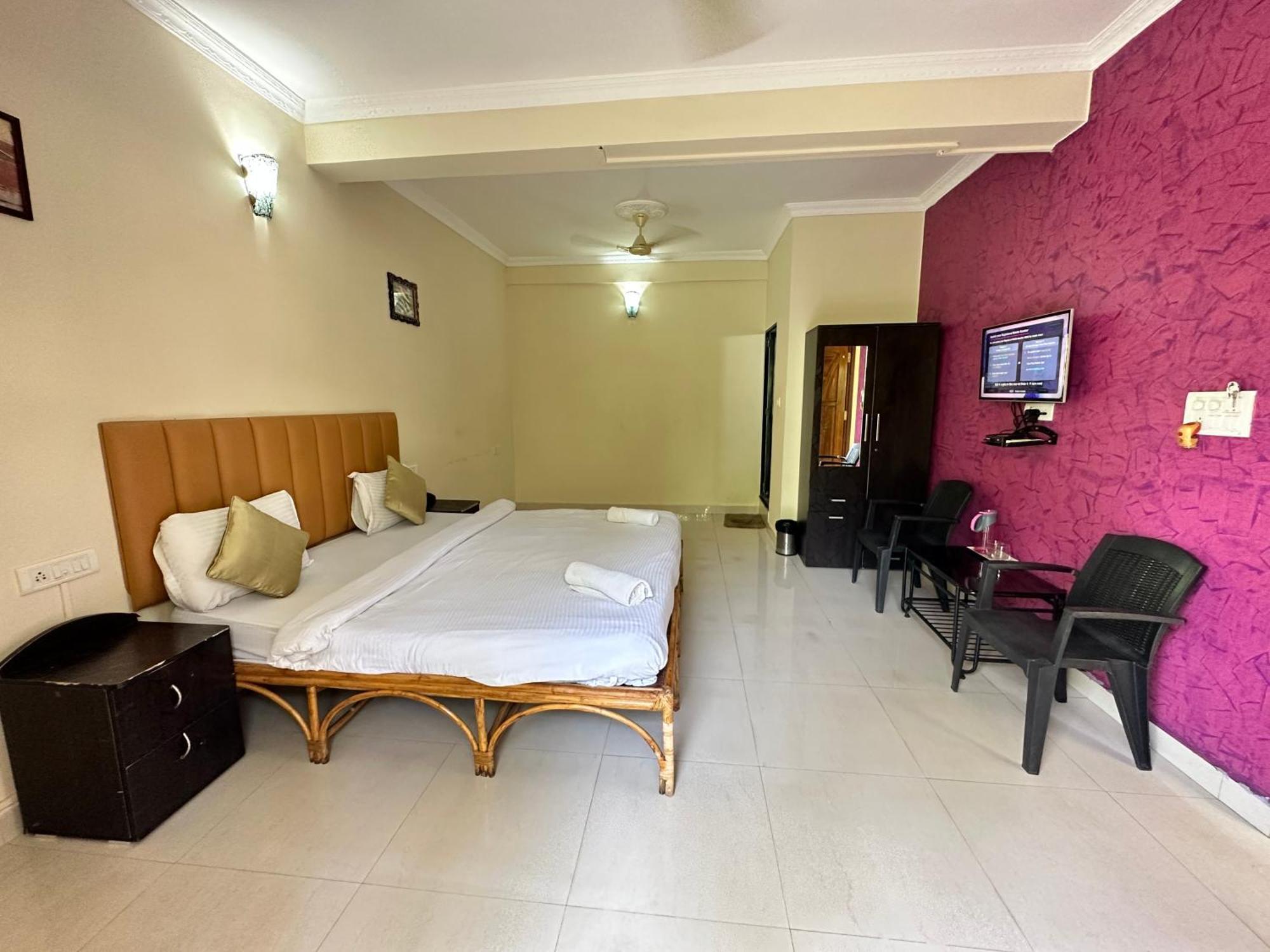 Hotel Leela Inn Candolim Marmagao Esterno foto