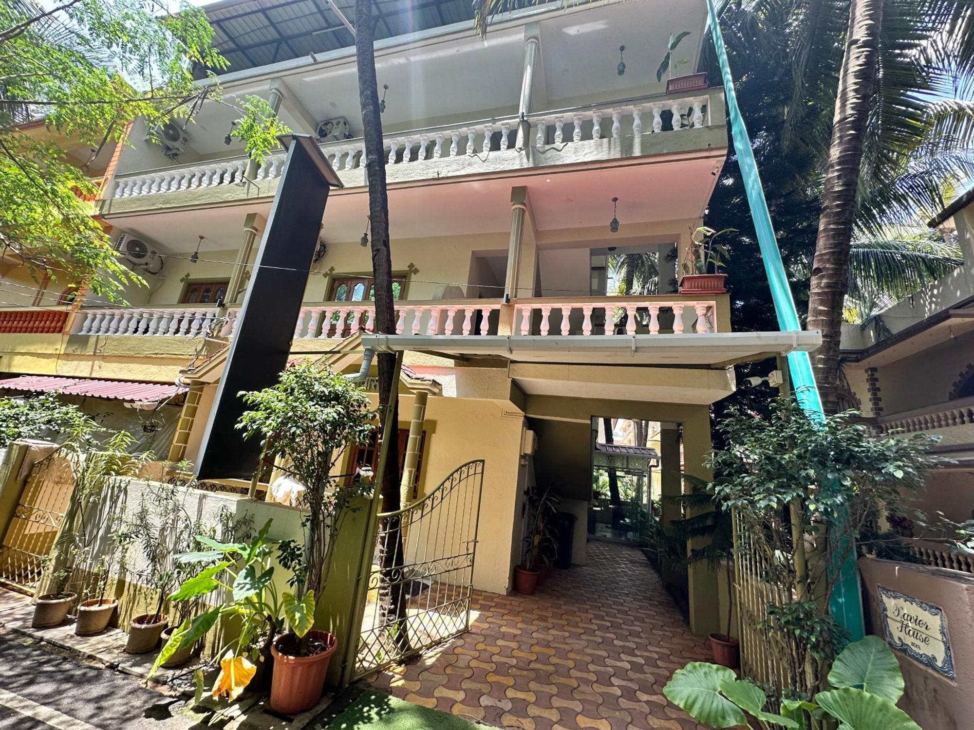 Hotel Leela Inn Candolim Marmagao Esterno foto