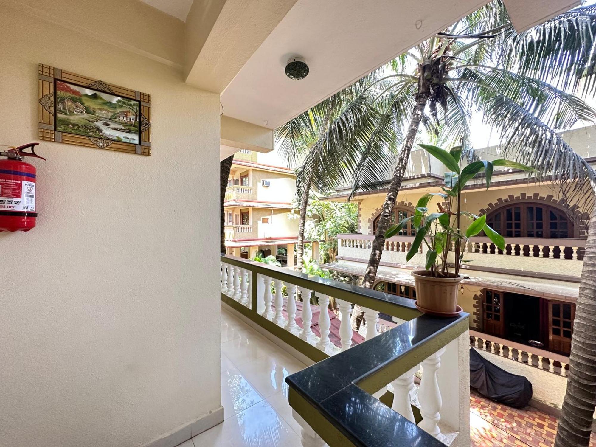 Hotel Leela Inn Candolim Marmagao Esterno foto