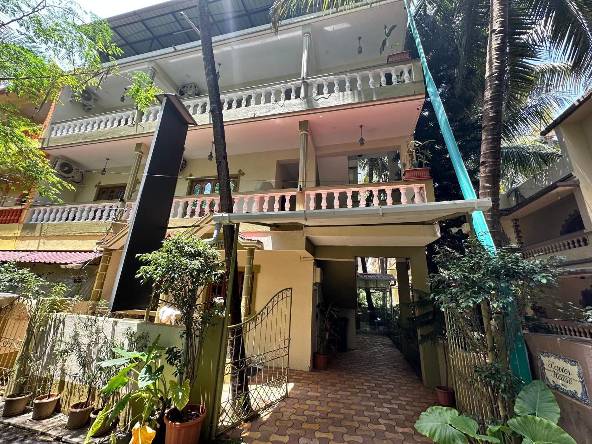 Hotel Leela Inn Candolim Marmagao Esterno foto